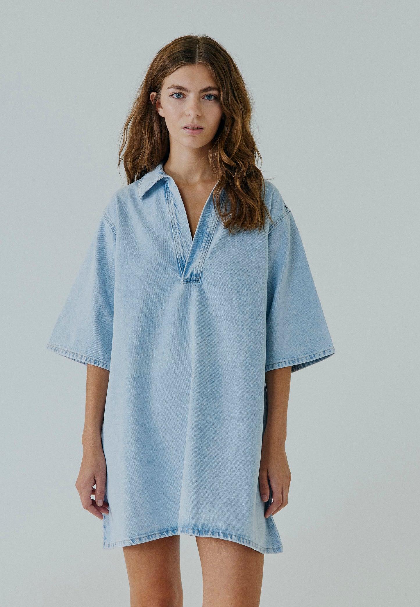 Hannali v-neck denim dress
