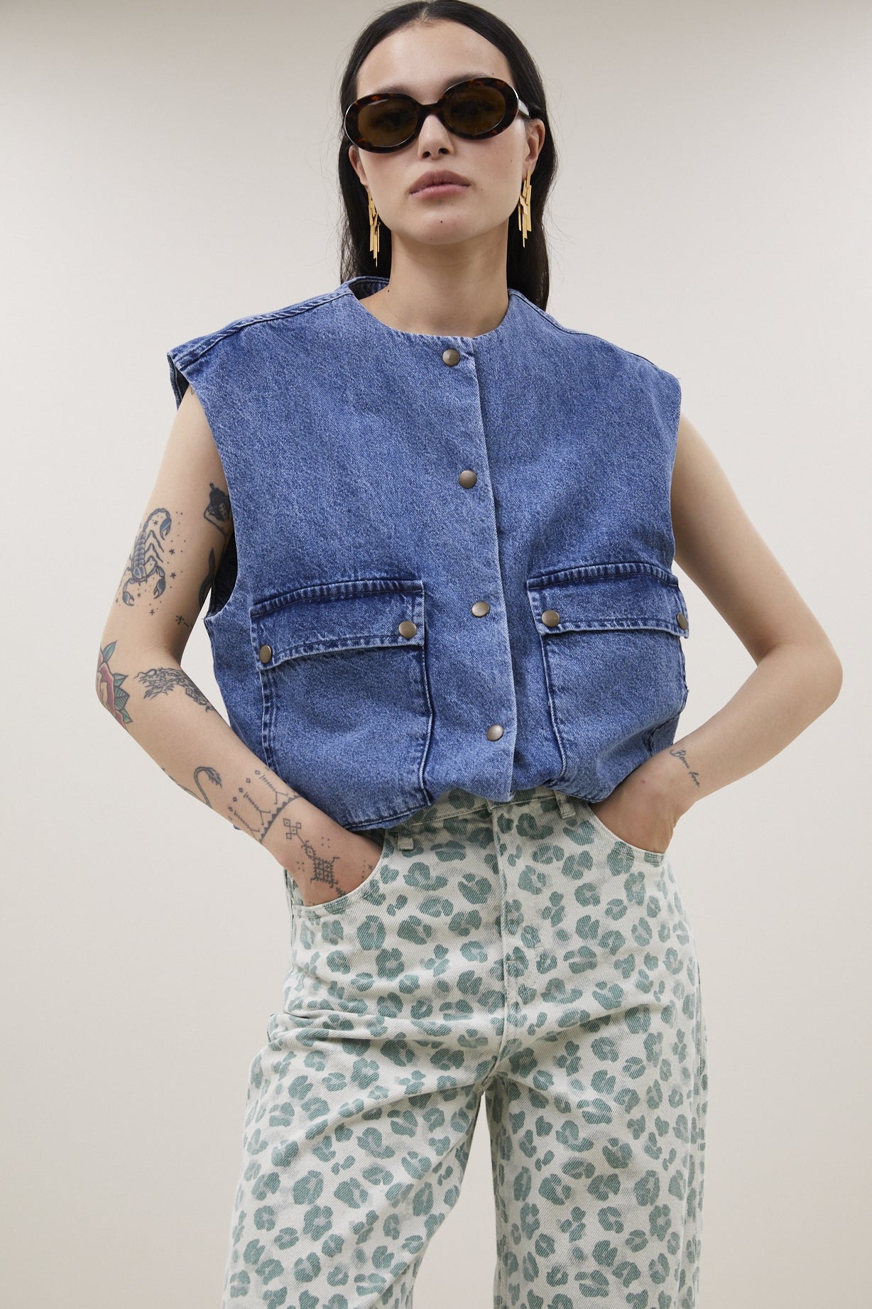 Maggie denim sleeveless jacket