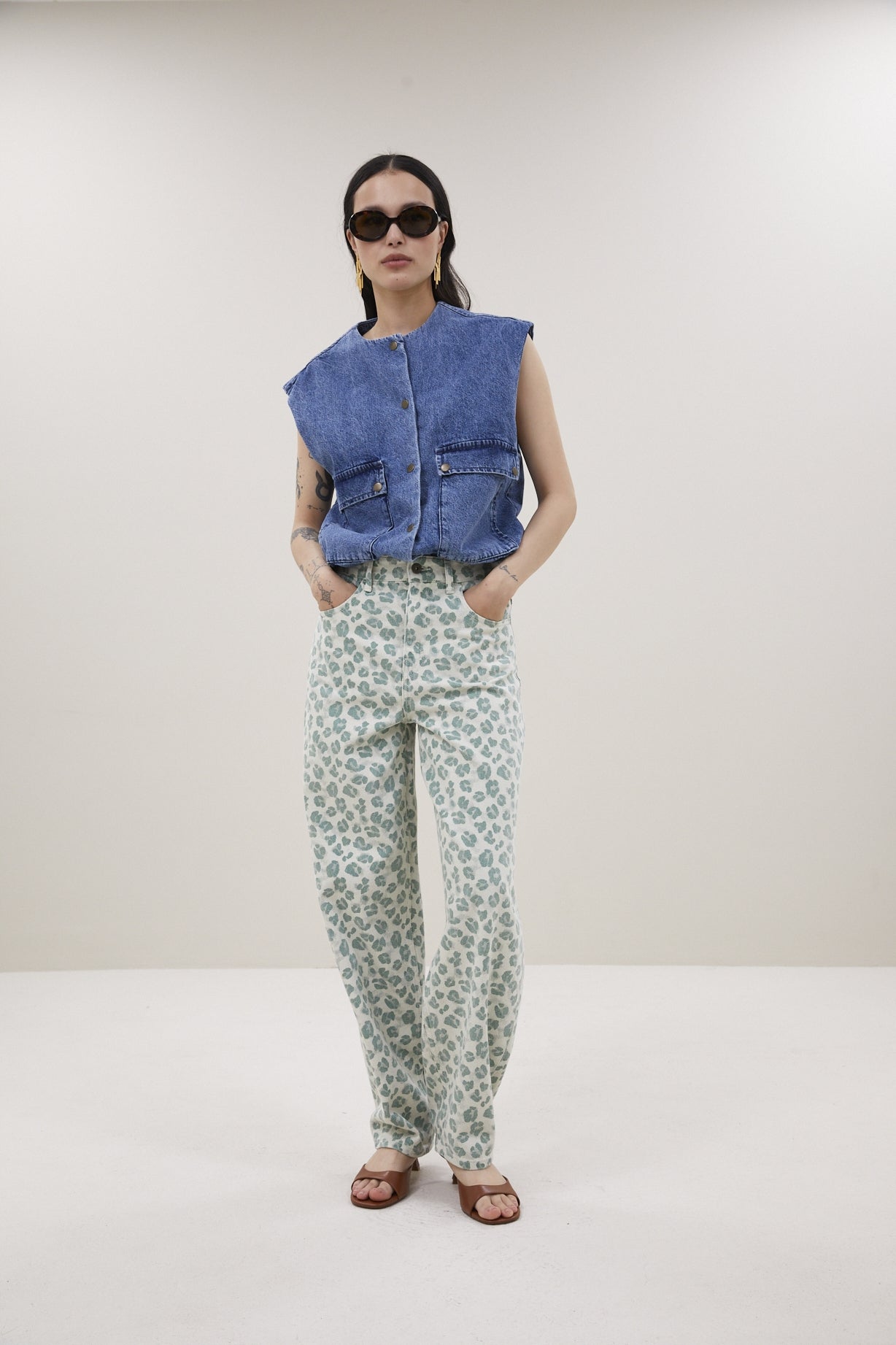 Maggie denim sleeveless jacket