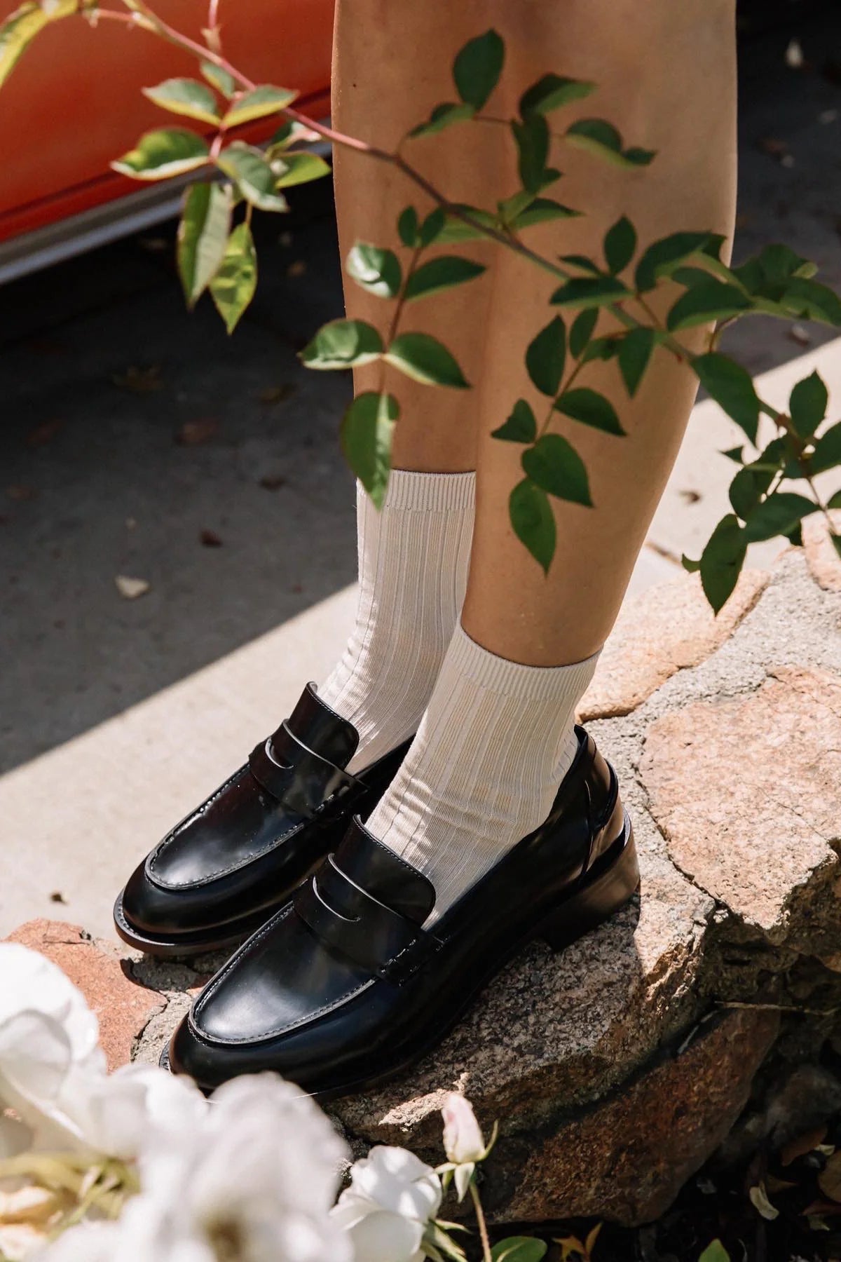 Her socks - porcelain